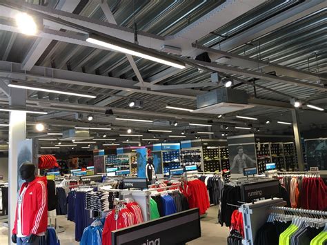 adidas outlet store roosendaal